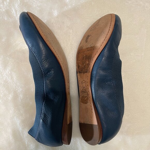 Tory Burch Navy Blue Leather Caroline Flats Gold Hardware Ballet Size: 5.5M - Picture 7 of 13